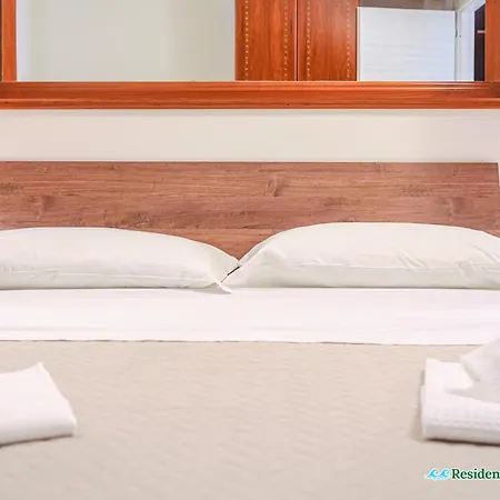 Del Mare מלון דירות