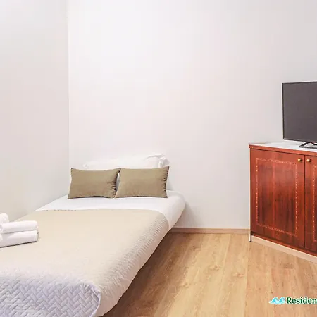 מלון דירות Del Mare ארדאה