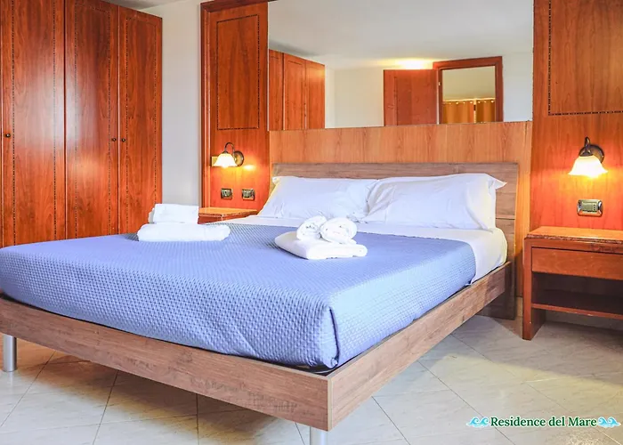 Ξενοδοχείο με διαμερίσματα Del Mare 3*