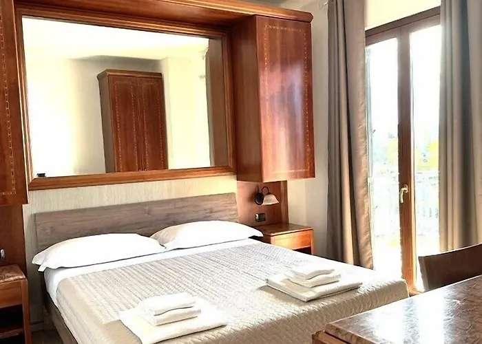 Ξενοδοχείο με διαμερίσματα Del Mare 3*