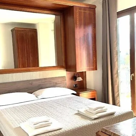 شقة فندقية Del Mare 3*